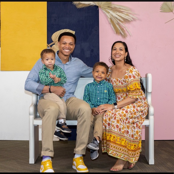 Meet your Posher, Tiffany - Picture 4 of 5